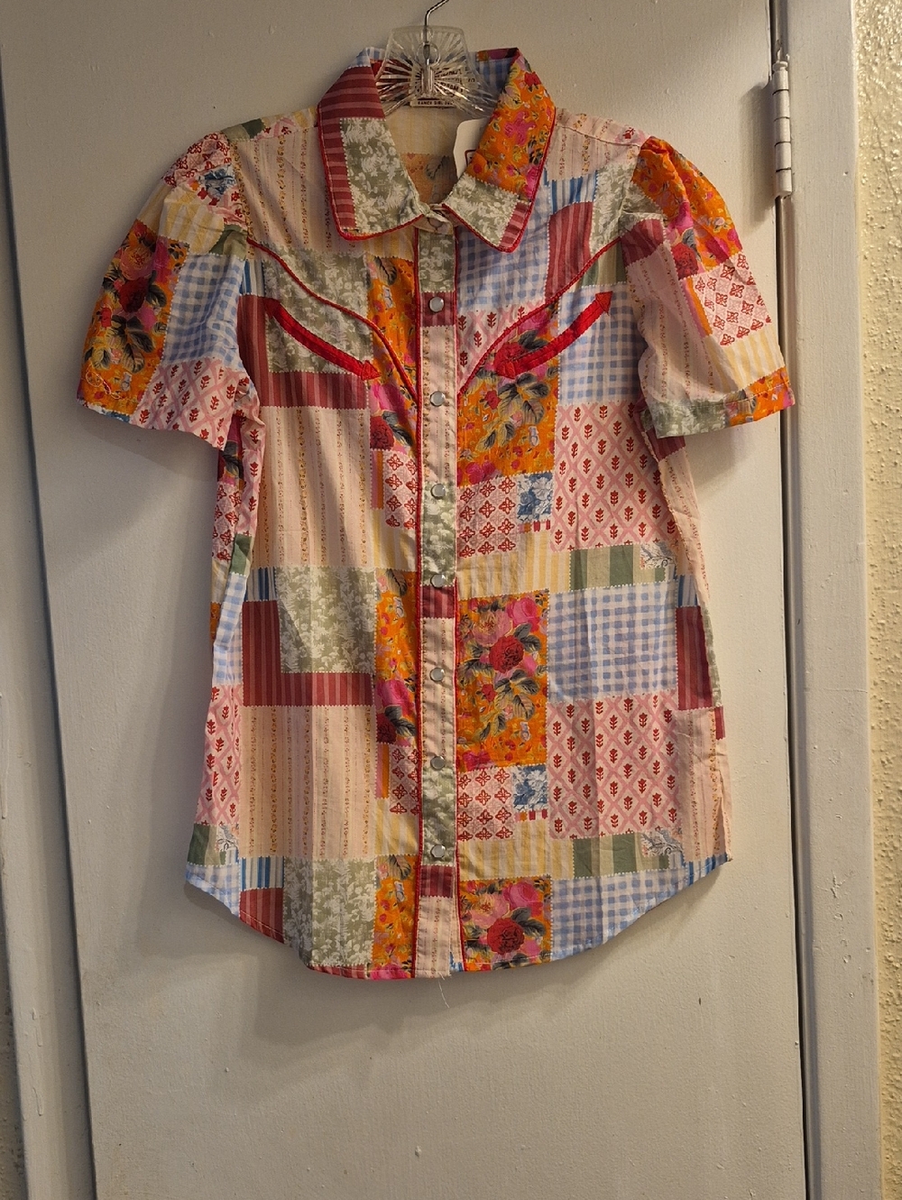 Patchwork Floral Button-Down Short Sleeve Shirt - Multi-Color